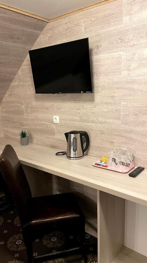 Royal Bucovina Residence Adults Only-Self Check-In Campulung Moldovenesc Exterior photo
