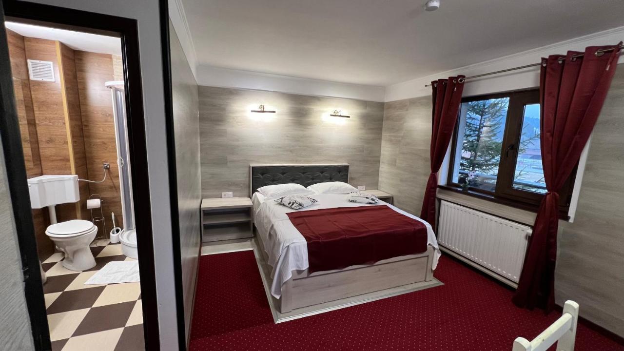 Royal Bucovina Residence Adults Only-Self Check-In Campulung Moldovenesc Exterior photo